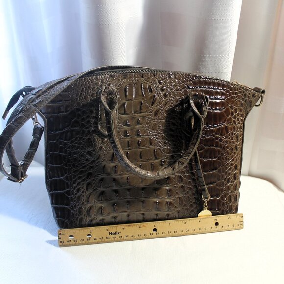 Faux Crocodile Purse - Picture 4 of 7